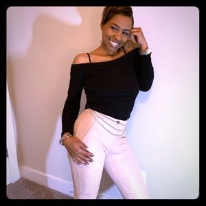 Black off the shoulder long sleeve crop rubbed top